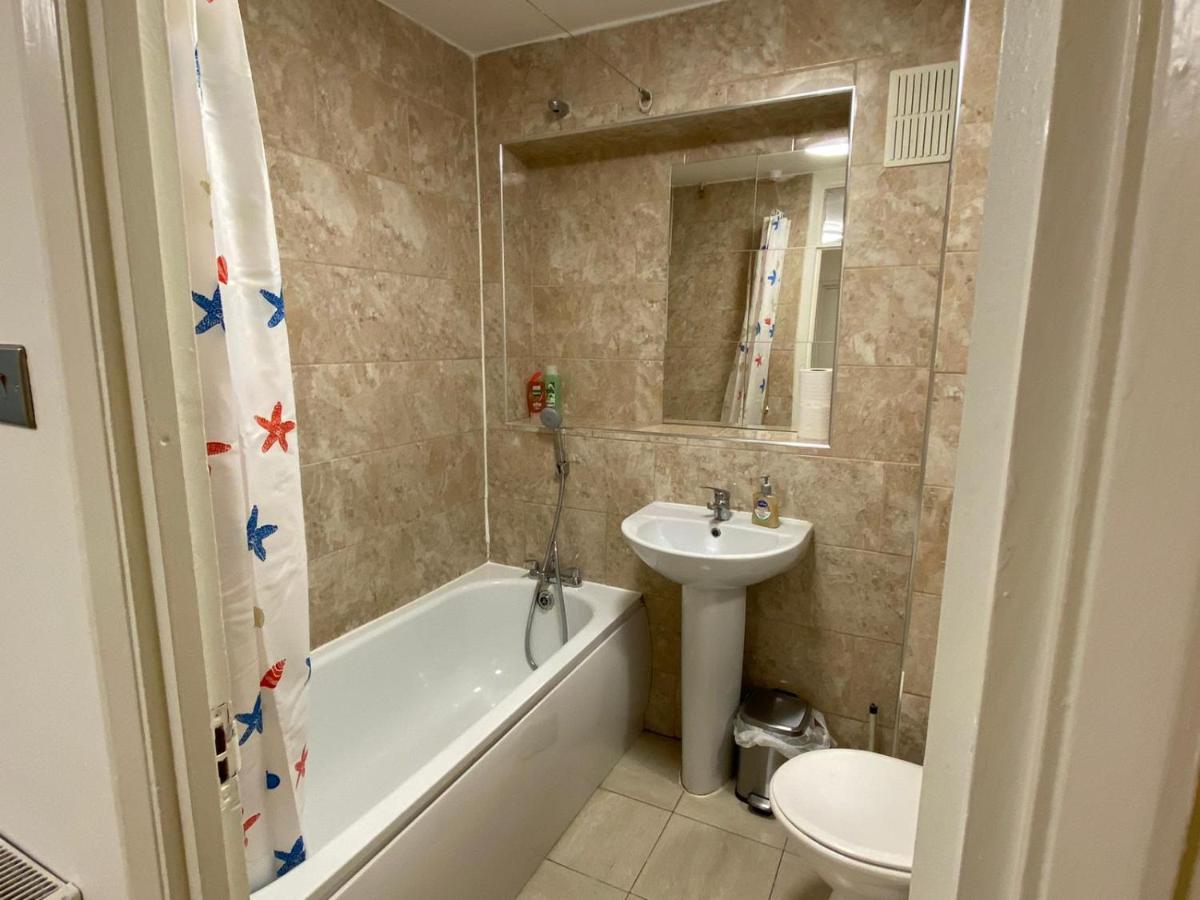 Grand Heights Suites Londra Exterior foto