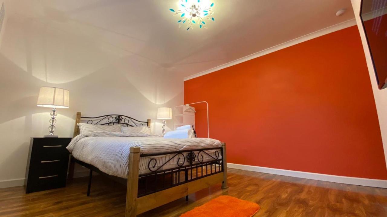 Grand Heights Suites Londra Exterior foto
